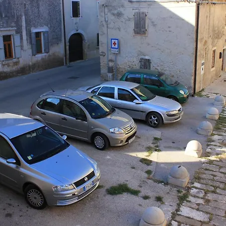 Apartament With A Parking Space Pomer, Medulin - 7035 Pula
